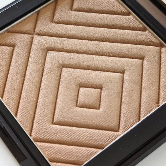 Makeup Geek Bronze Luster Sunkissed Fair Skin Bronzer (full size) - Picture 2 of 4